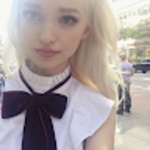 Meet your Posher, Avery •